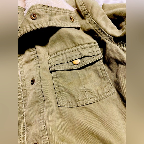 OLD NAVY‎ Faux-Fur Lined Utility Jacket/Coat - Picture 5 of 6
